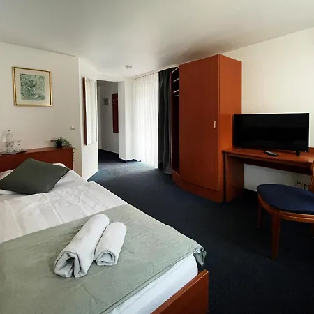 Am Malerwinkel Hotel *